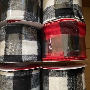 6 rolls of wired fuzzy ribbon